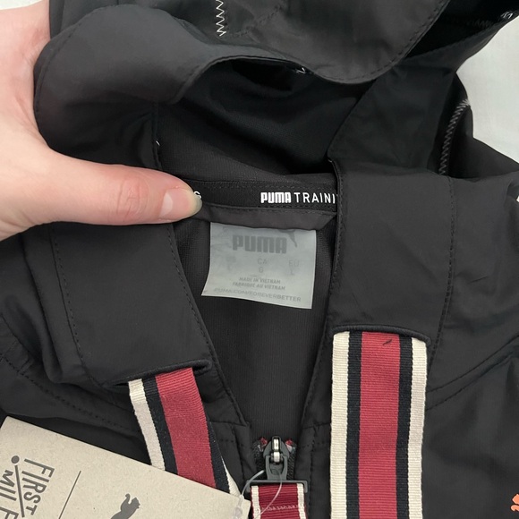 PUMA x FIRST MILE | Women's Anorak | Size Large - Picture 11 of 11